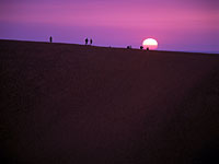 鳥取砂丘の夕日